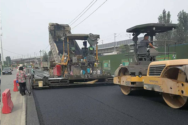 濟南路面機械設(shè)備